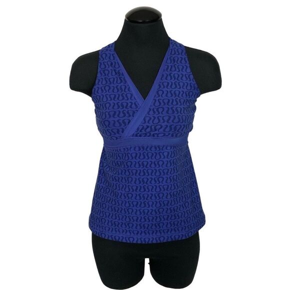 lululemon athletica Tops - LuluLemon Whisper Logo Tank - Women’s 6